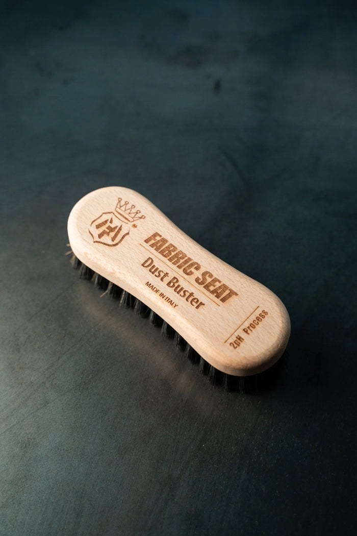 2pH Brosse en Laiton Siège et Tissu · Labocosmetica