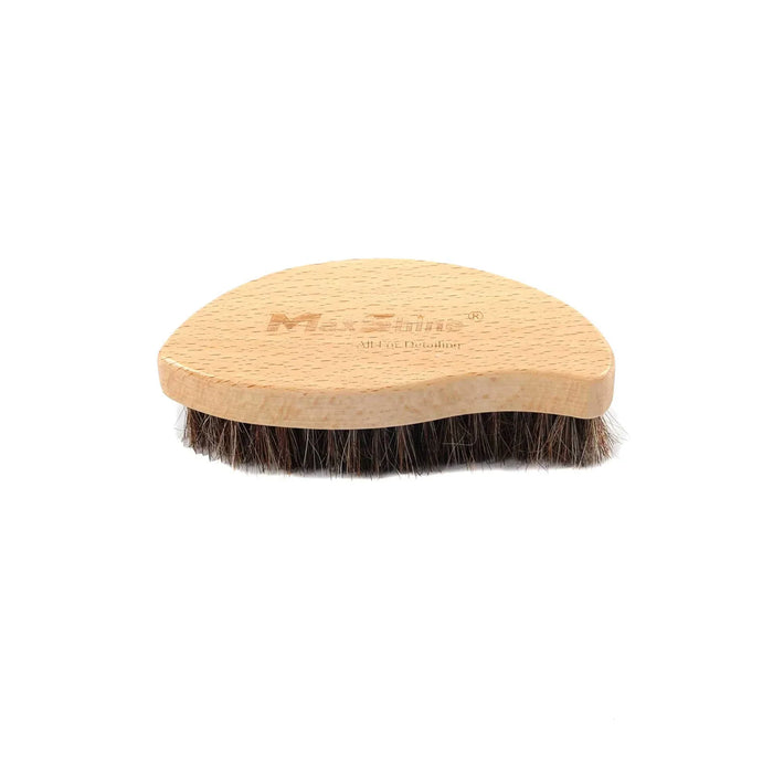 Brosse à Cuir et Alcantara · finition intérieur · D.A.D